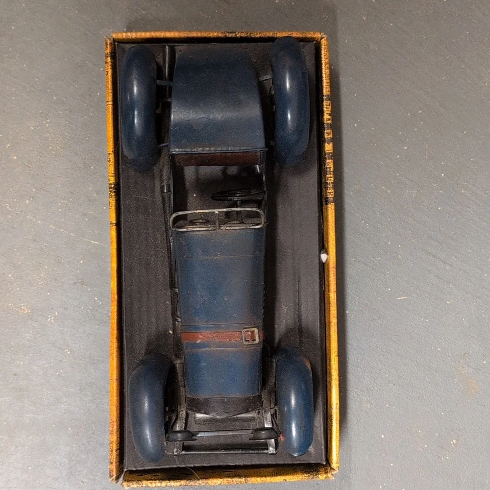 Vintage Blue Metal Classic Car Model - Picture 2 of 3